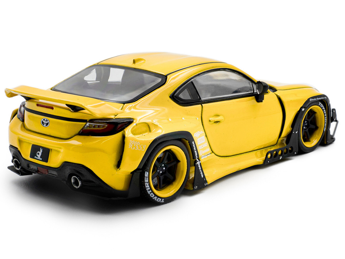 2022 Toyota Pandem GR86 Yellow 1/43 Diecast Model Car by Solido - Image 4