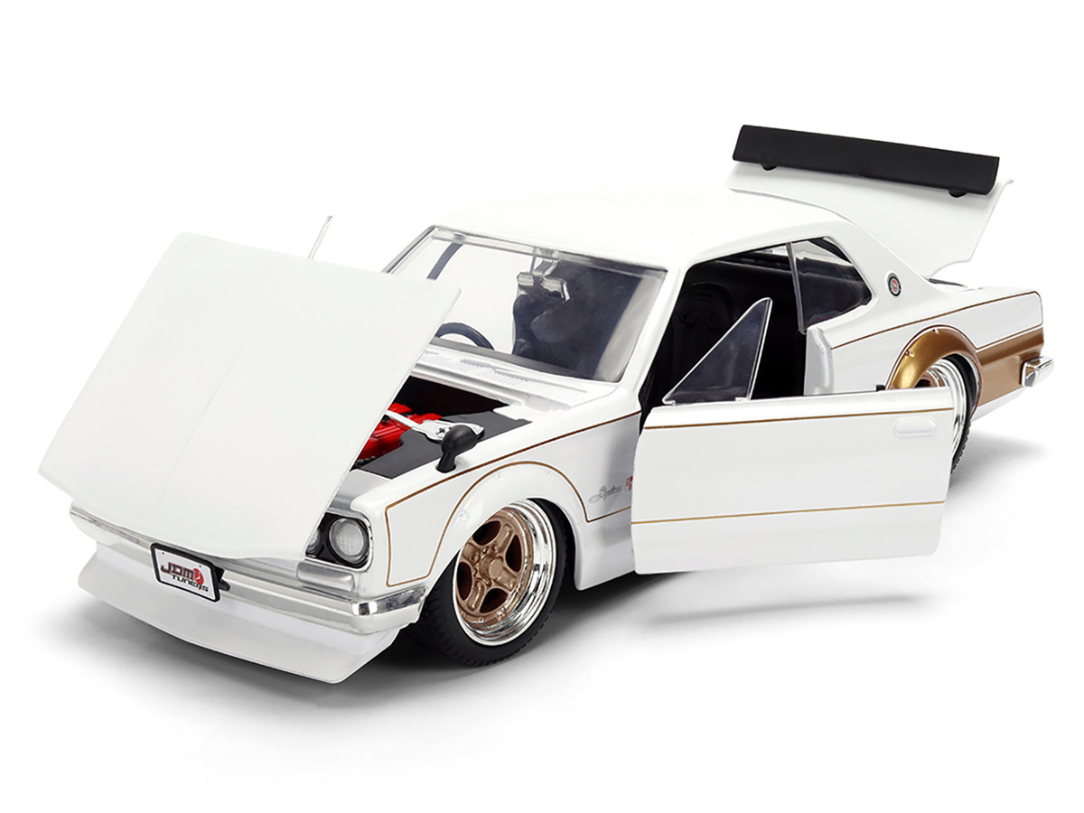 1971 Nissan Skyline 2000GT-R RHD (Right Hand Drive) White with Gold Graphics "JDM Tuners" Series 1/24 Diecast Model Car by Jada - Image 4