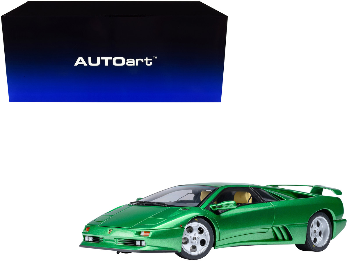 Lamborghini Diablo SE30 Verde Mic Green Metallic — 1/18 by Autoart - Image 4