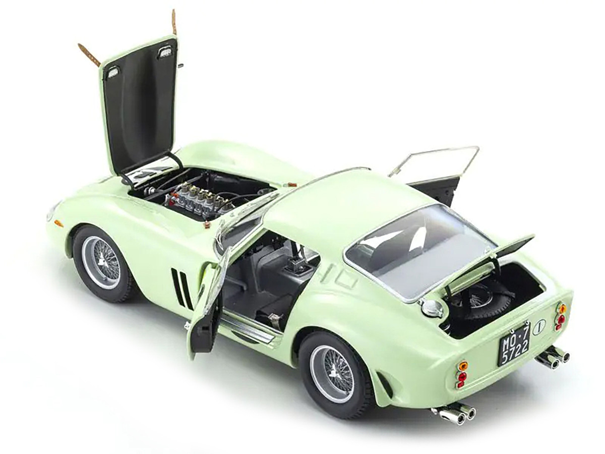 Ferrari 250 GTO 15 Innes Ireland Winner Goodwood Tourist Trophy 1962 — 1/18 by Kyosho - Image 4