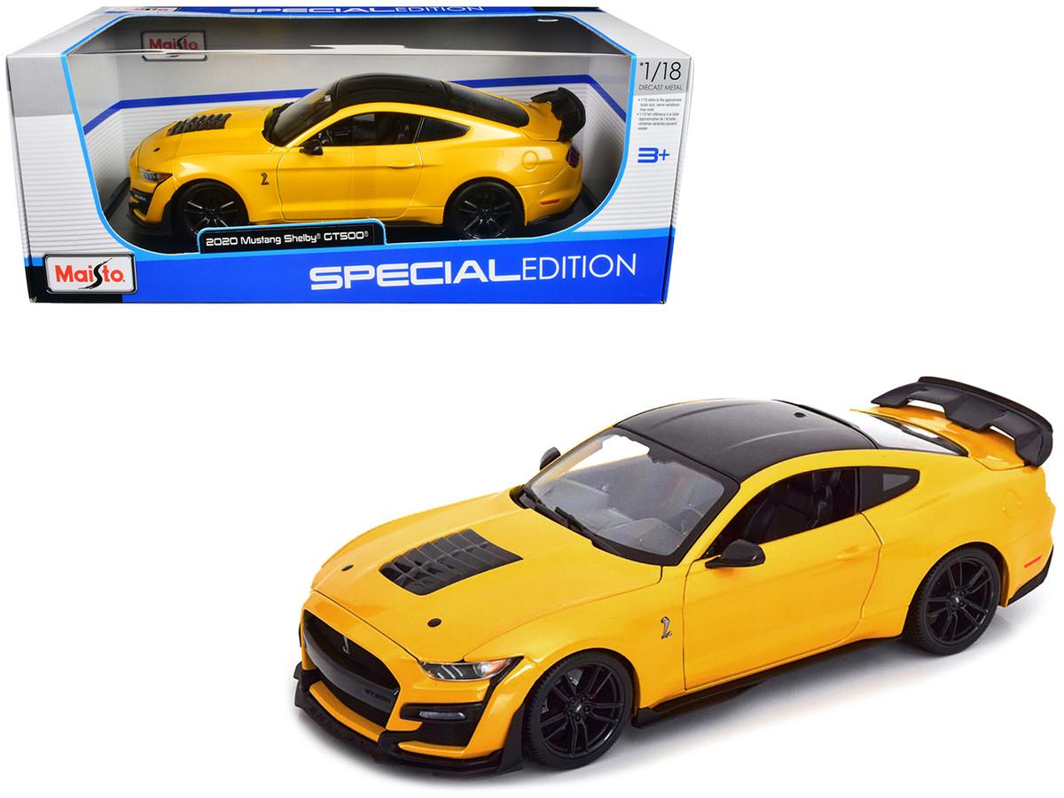 2020 Ford Mustang Shelby GT500 Yellow With Black Top Special Edition — 1/18 by Maisto