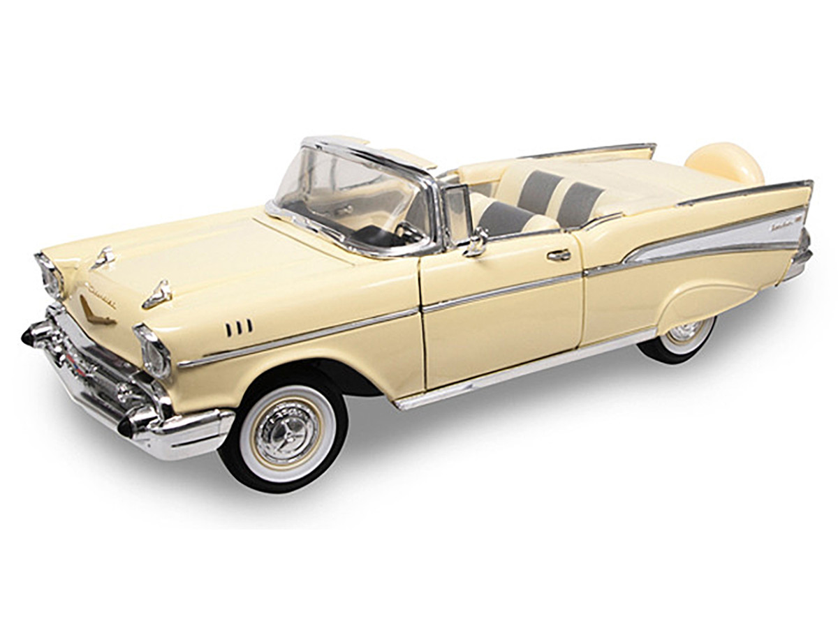1957 Chevrolet Bel Air Convertible Cream 1/18 by Road Signature - Image 2