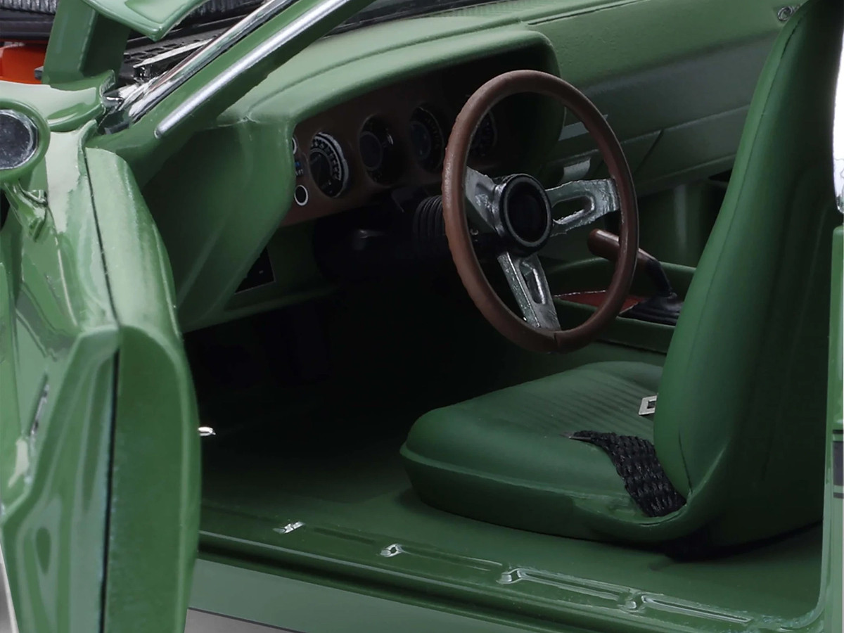 1970 Dodge Challenger R/T Hemi F8 Green with Black Stripes and Green Interior "Mr. Norm's Challenger" 1/18 by Greenlight - Image 3