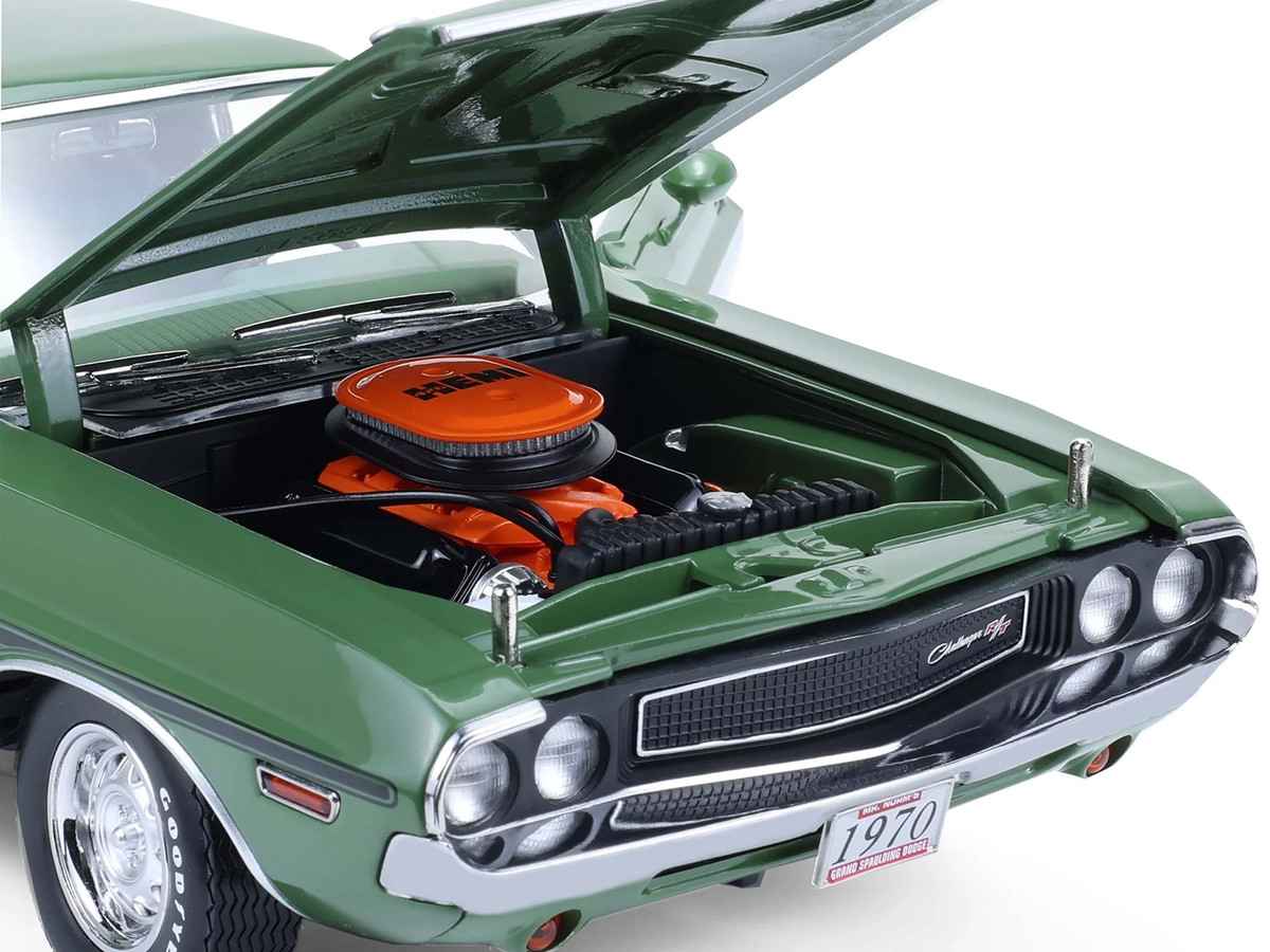 1970 Dodge Challenger R/T Hemi F8 Green with Black Stripes and Green Interior "Mr. Norm's Challenger" 1/18 by Greenlight - Image 4