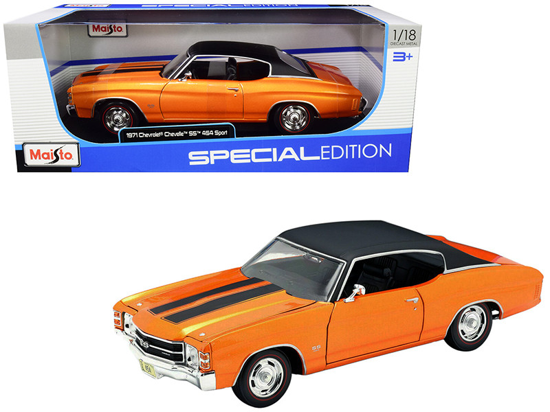 1971 Chevrolet Chevelle SS 454 Sport Orange Metallic with Black Top and Black Stripes 1/18 by Maisto - Image 3