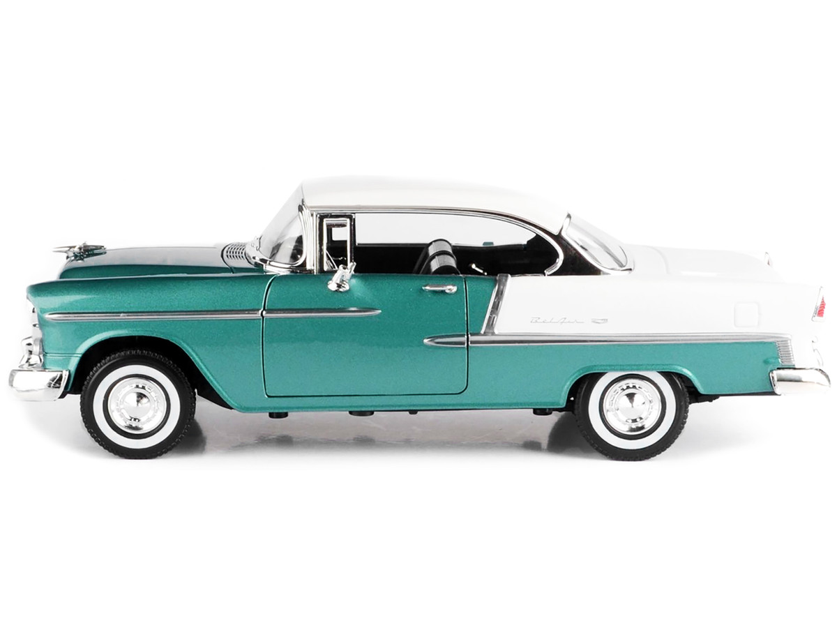 1955 Chevrolet Bel Air Hard Top Green Metallic and White 1/18 by Motormax - Image 2
